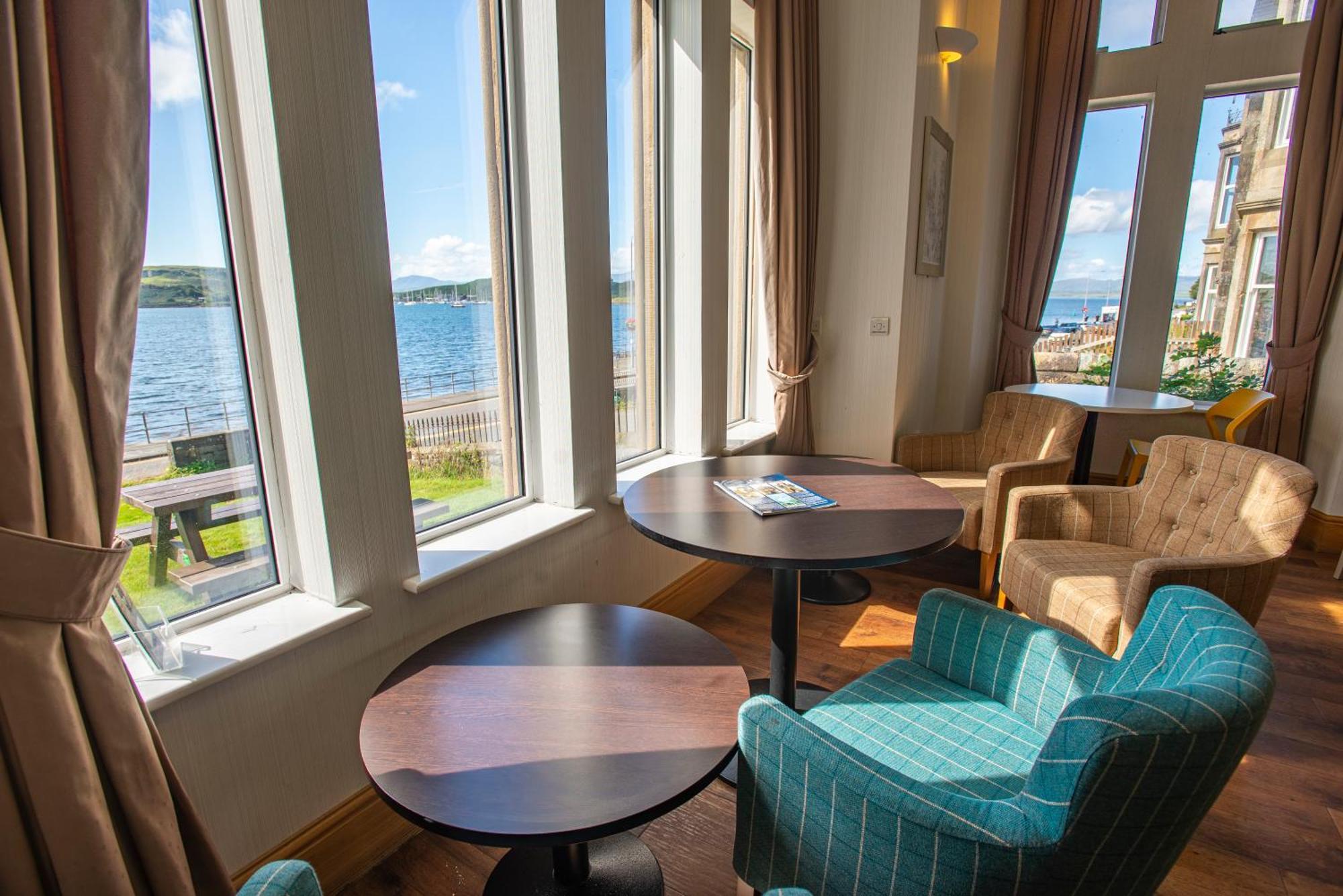 Oban Youth Hostel Экстерьер фото The interior of the hotel